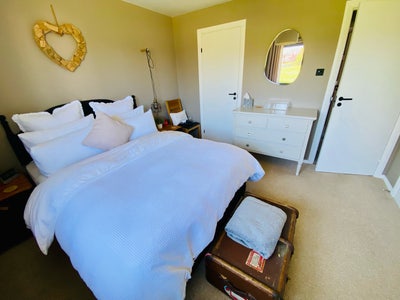 Lovely room in Nairn. Cat lover female preferred!  Main Photo