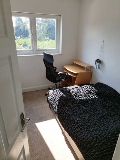 Double room North Harrow-nr gym/shops/Uni/Hill Main Photo