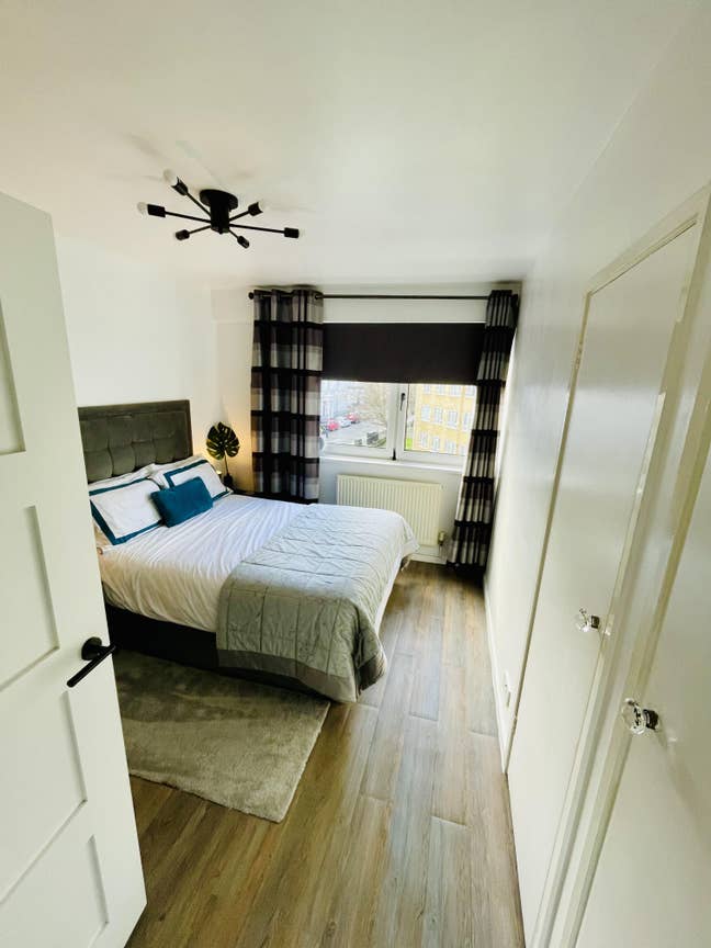 Double Room Let in SW1 Main Photo