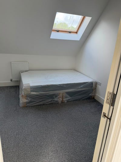 Woolwich 3 rooms available now Main Photo