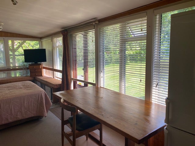 Independent large furnished double room/ensuite Main Photo
