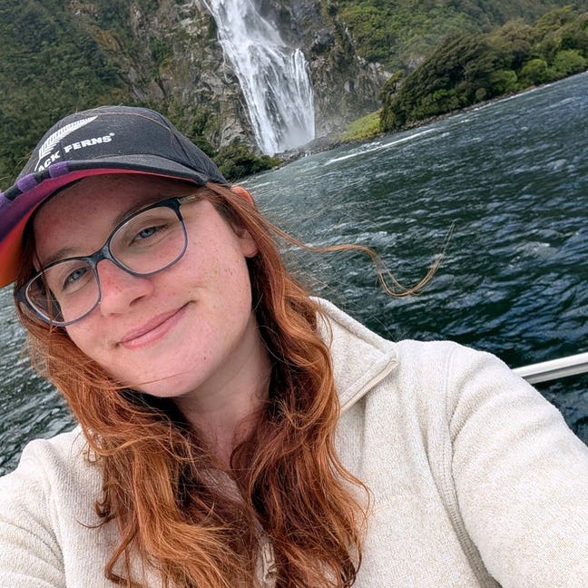 Professional Female seeks a double room Main Photo