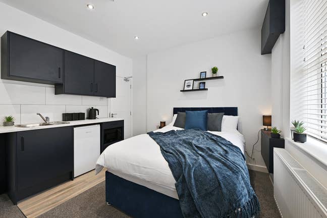 🏡 KitchenetteEnsuite– Palmerston Road, PE2 9DG🏠 Main Photo