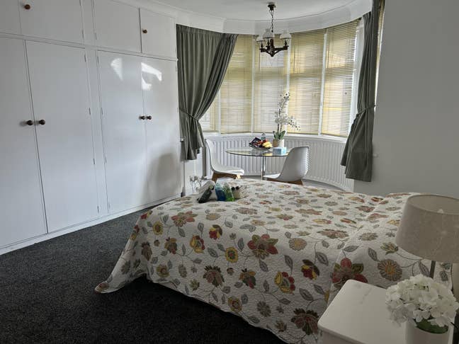 Huge double room in Harrow - available 6 Sept! 🏡 Main Photo