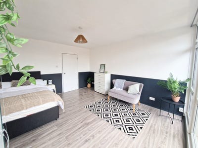 2 Large Double Rooms All Bills Included Main Photo