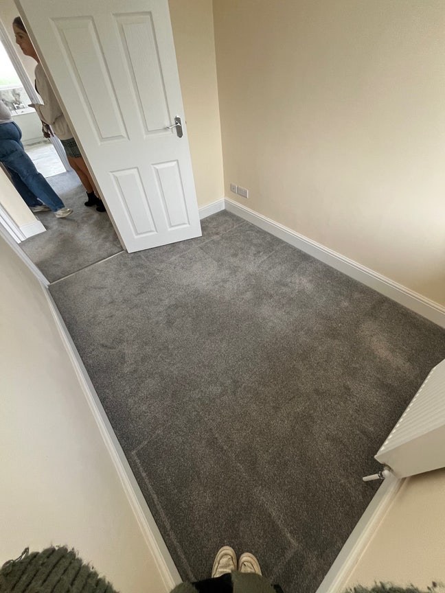 Single room available in parkway Main Photo