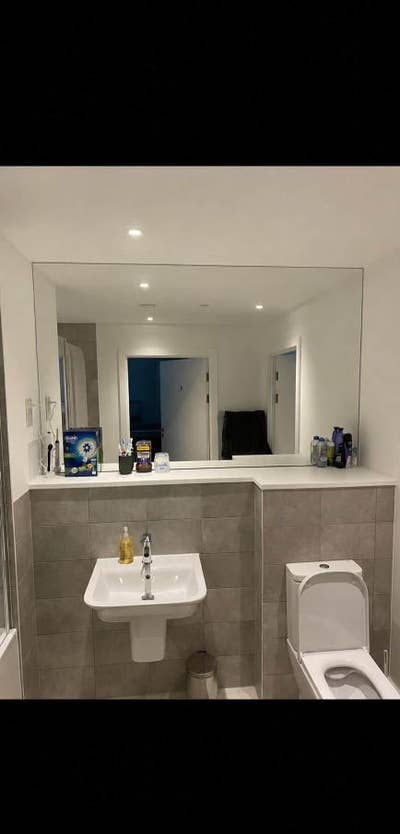 Short-Term En-Suite Room – Bills Included Main Photo