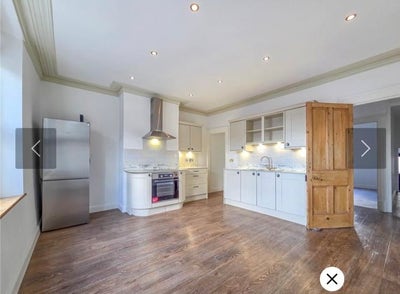Large Bedroom in Flat For Rent  Main Photo