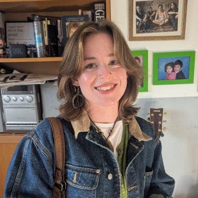 25 year old Professional Female Main Photo
