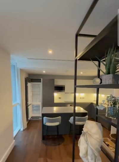 Room available from July — Maine Tower, Canary Wha Main Photo
