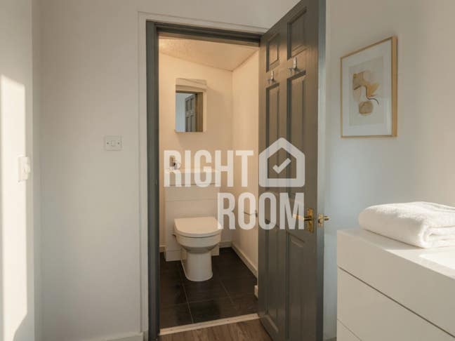 SW16 Dbl Room & SE8 Ensuite – Available Now & June Main Photo
