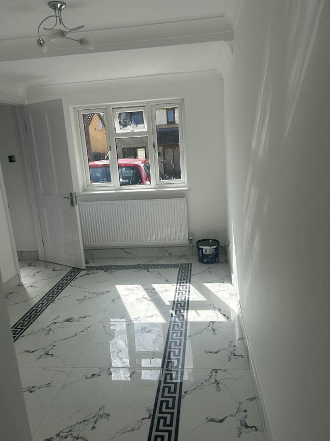 En-suite  Main Photo