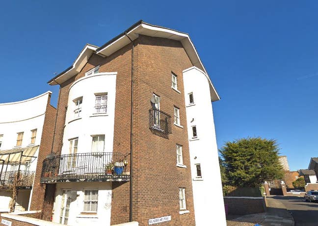 A Beautiful Double Bedroom Facing River Thames Main Photo