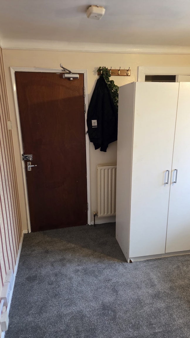 Spacious Double Room  Main Photo