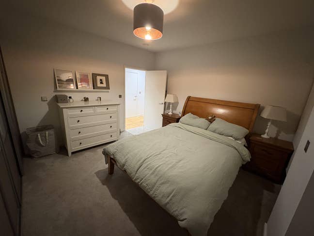 Large Double Room in Fully Furnished Flat Main Photo