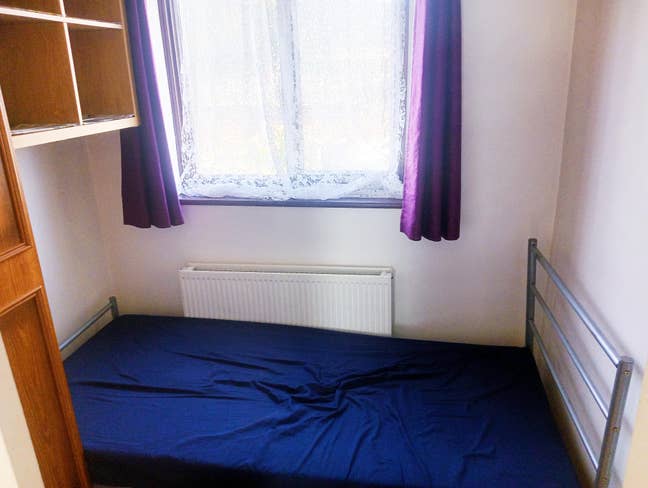  Single Bedroom for Vegetarian in Wembley Bills In Main Photo