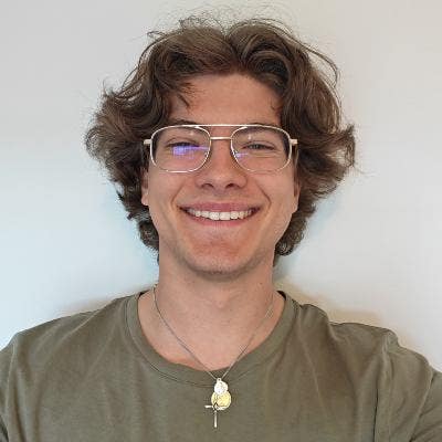 Recent Engineering Grad moving for work Main Photo