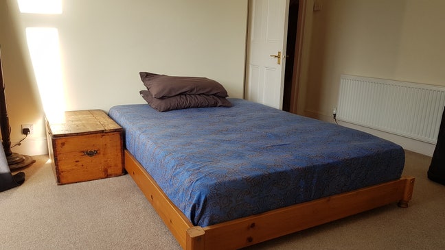Large double room in the centre of Okehampton Main Photo