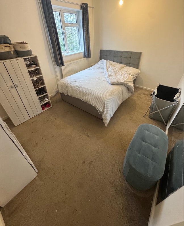 Double room to rent  Main Photo