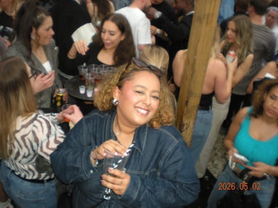 Hi! My name’s Danni, I’m 26 and originall... Main Photo