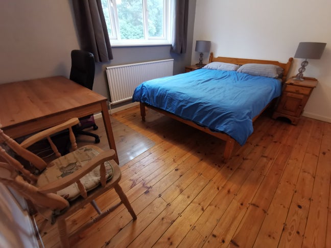 Nice double room in friendly house Main Photo