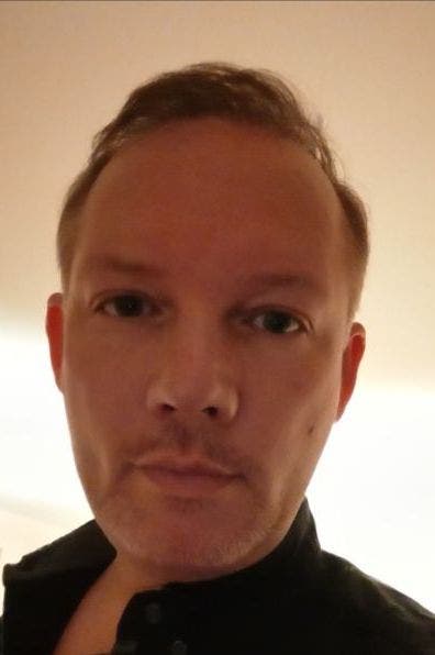 52 year old Male seeks a single or double room Main Photo