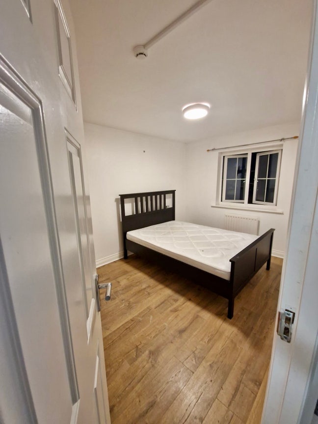 Double Room Available - WhiteHouse Main Photo