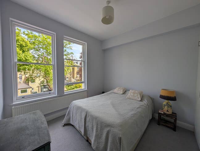 Short let – Double room available from May 20 Main Photo