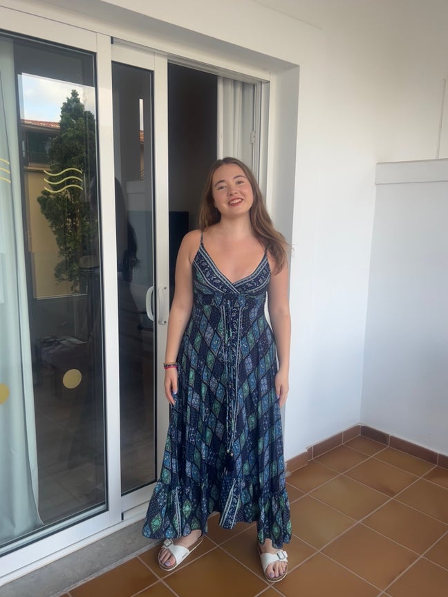 21 year old Teacher moving to bath Main Photo