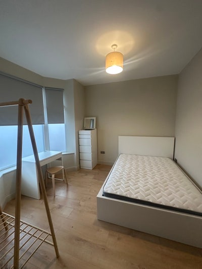 Room Available all girls house in rusholme  Main Photo