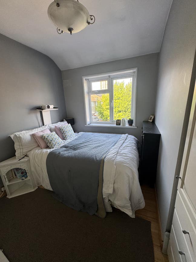 Double cosy bedroom in lovely house Main Photo