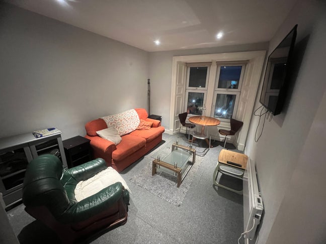 Modern Fully Furnished Flat- Hilltown/Coldside Main Photo