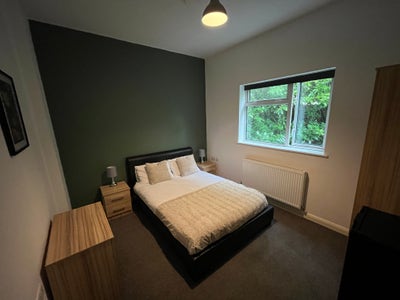 First Floor En-suite Room to Rent – Mansfield Main Photo
