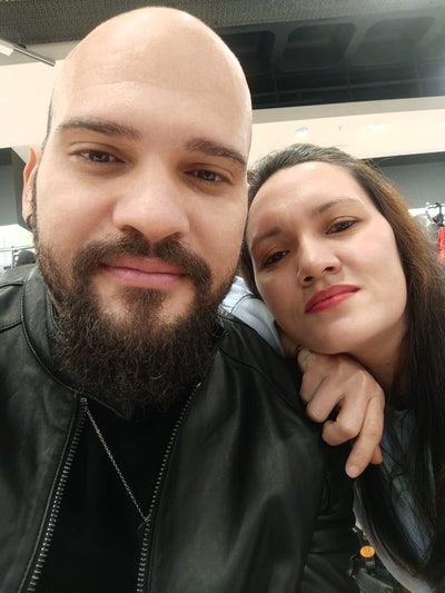 Hey everyone!  Me and my girlfriend are looki... Main Photo