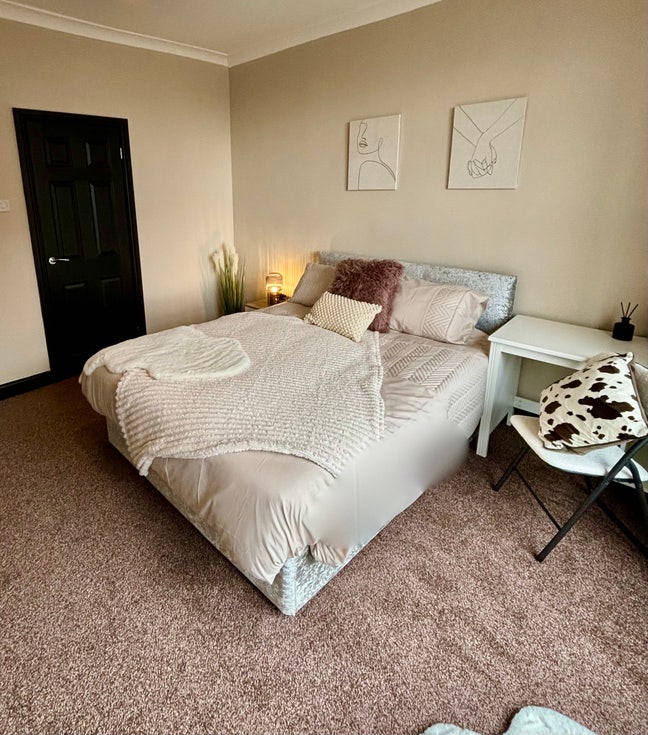 Private Modern En-Suite Rooms - Close to Manvers  Main Photo