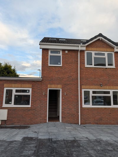 Room for rent - Wolverhampton, Bilston, Coseley  Main Photo
