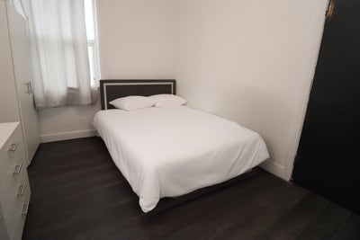 Very Modern Double Bedroom Available Now Main Photo