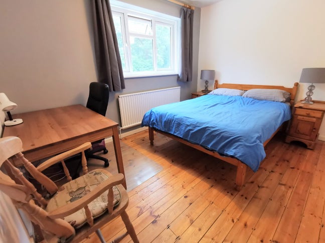 Nice double room in friendly house Main Photo
