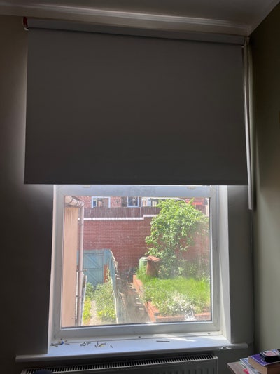 Premium Double Room in Spacious House  Main Photo