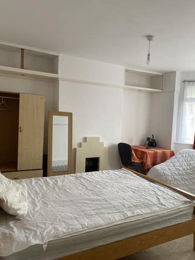  Spare Room @Headington 750pcm  -Short Let  Main Photo