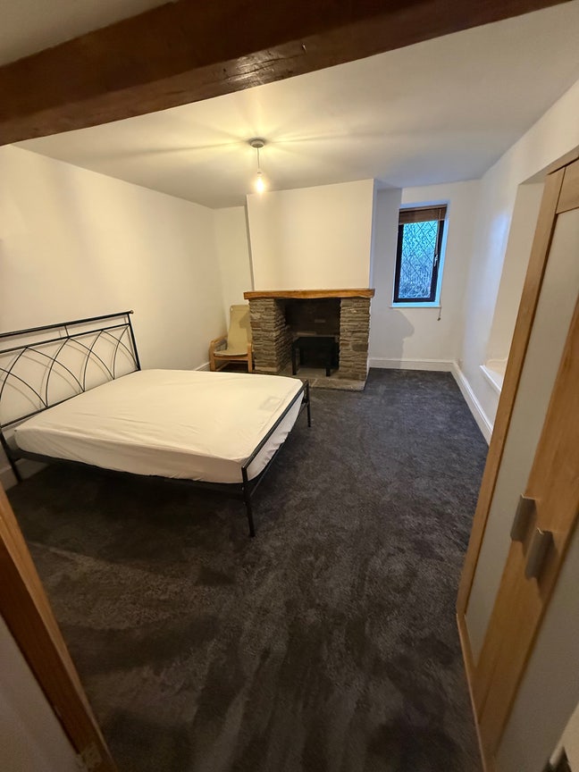 Xl Double Room (All Bills + Wifi Included) Main Photo