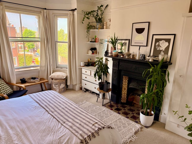 Large Double Room in Beautiful SW11 Apartment Main Photo