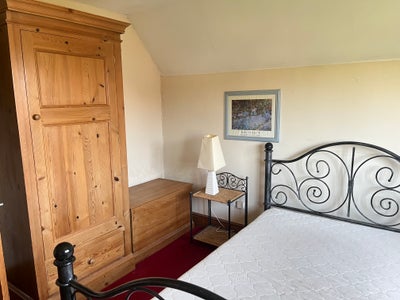 Double bedroom for rent Kings Stanley Main Photo