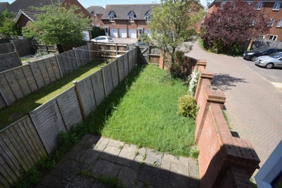 2 month house share en-suite double bed  Main Photo