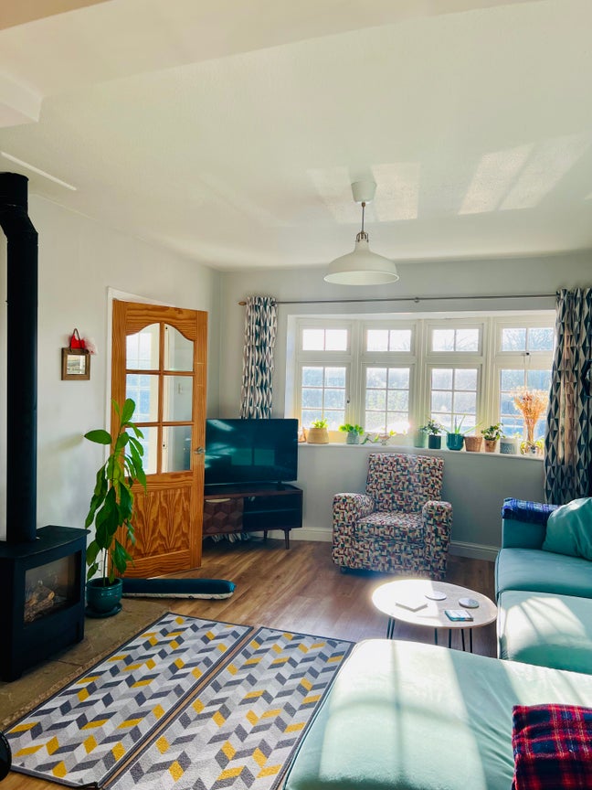 Cosy Bedroom in Cottage Main Photo