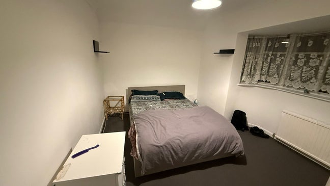 Room to rent  Main Photo