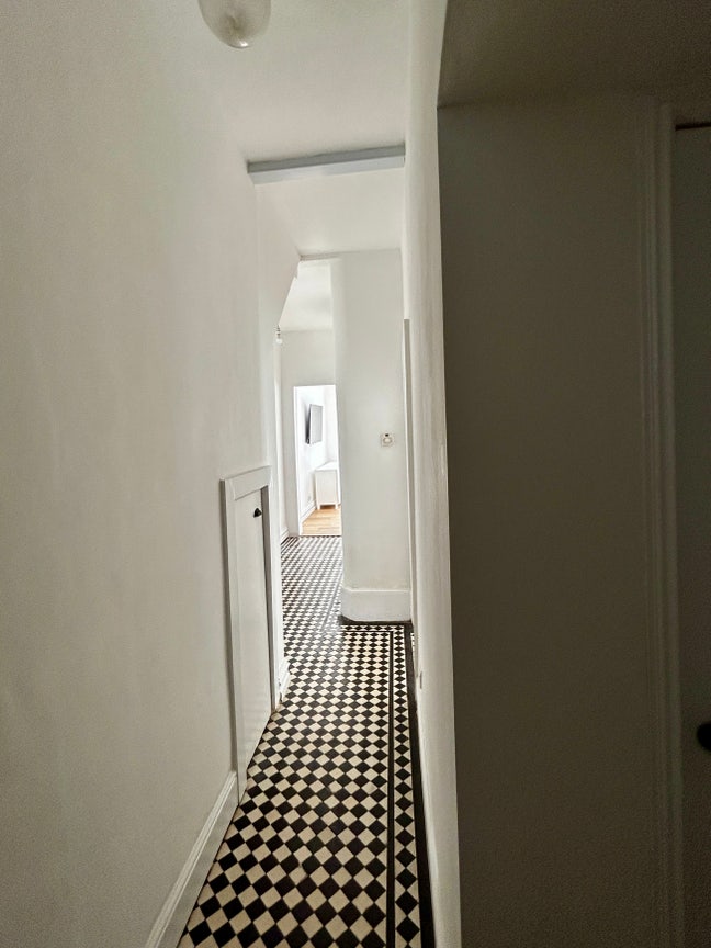 Whole 2-Bed Flat (Double + Single) Private Garden Main Photo