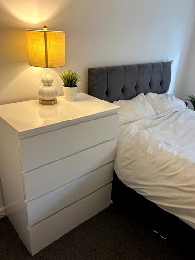 Double Room Available  Main Photo