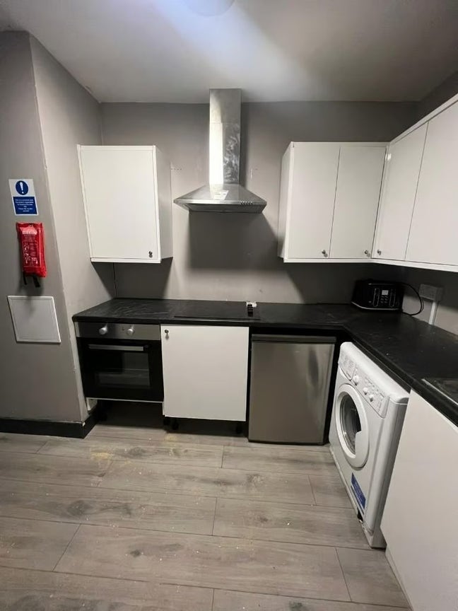 Room to Rent in Whitwick, Coalville (LE67 5EX)  Main Photo