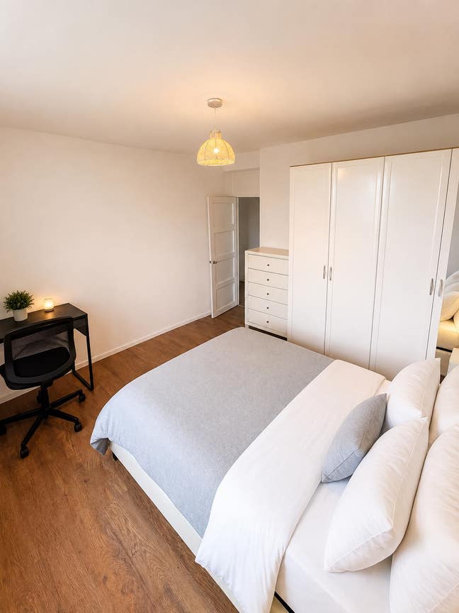⭐Big Double Room Bow / 15 Min to Central London Main Photo